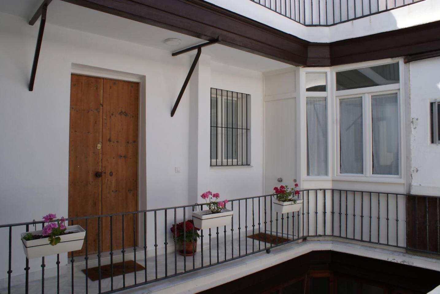 דירות קדיז Sh Rosario Loft Chic En El Centro Historico מראה חיצוני תמונה